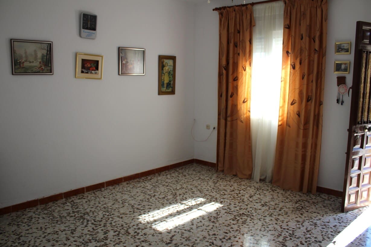 5 soveværelse Finca/Landehus til salg i Alfarnatejo med garage - € 318.000 (Ref: 8135783)