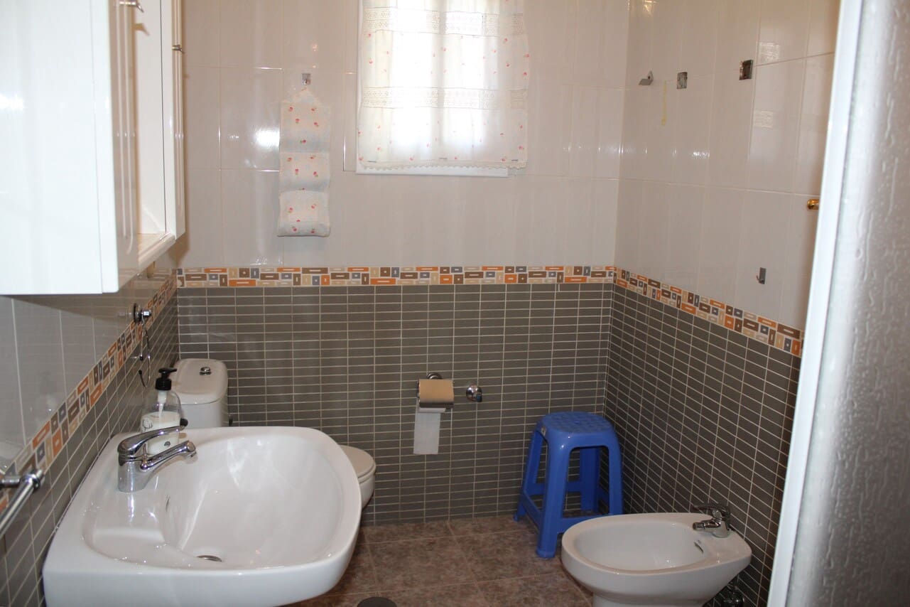 5 soveværelse Finca/Landehus til salg i Alfarnatejo med garage - € 318.000 (Ref: 8135783)