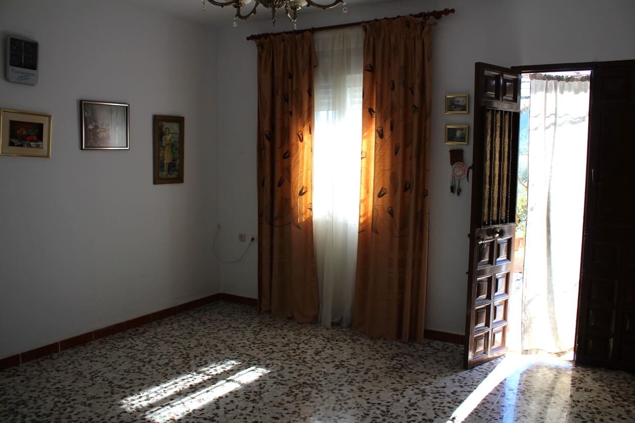 5 soveværelse Finca/Landehus til salg i Alfarnatejo med garage - € 318.000 (Ref: 8135783)