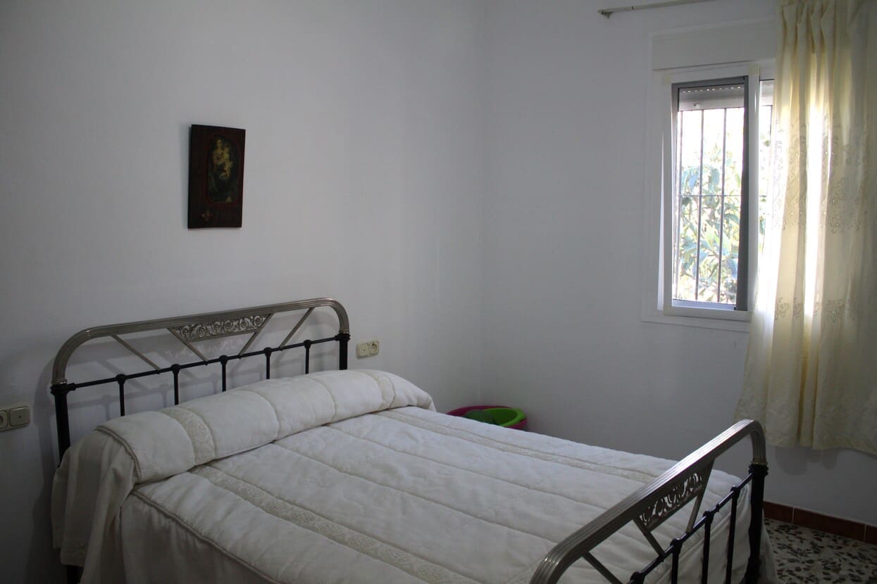 5 soveværelse Finca/Landehus til salg i Alfarnatejo med garage - € 318.000 (Ref: 8135783)