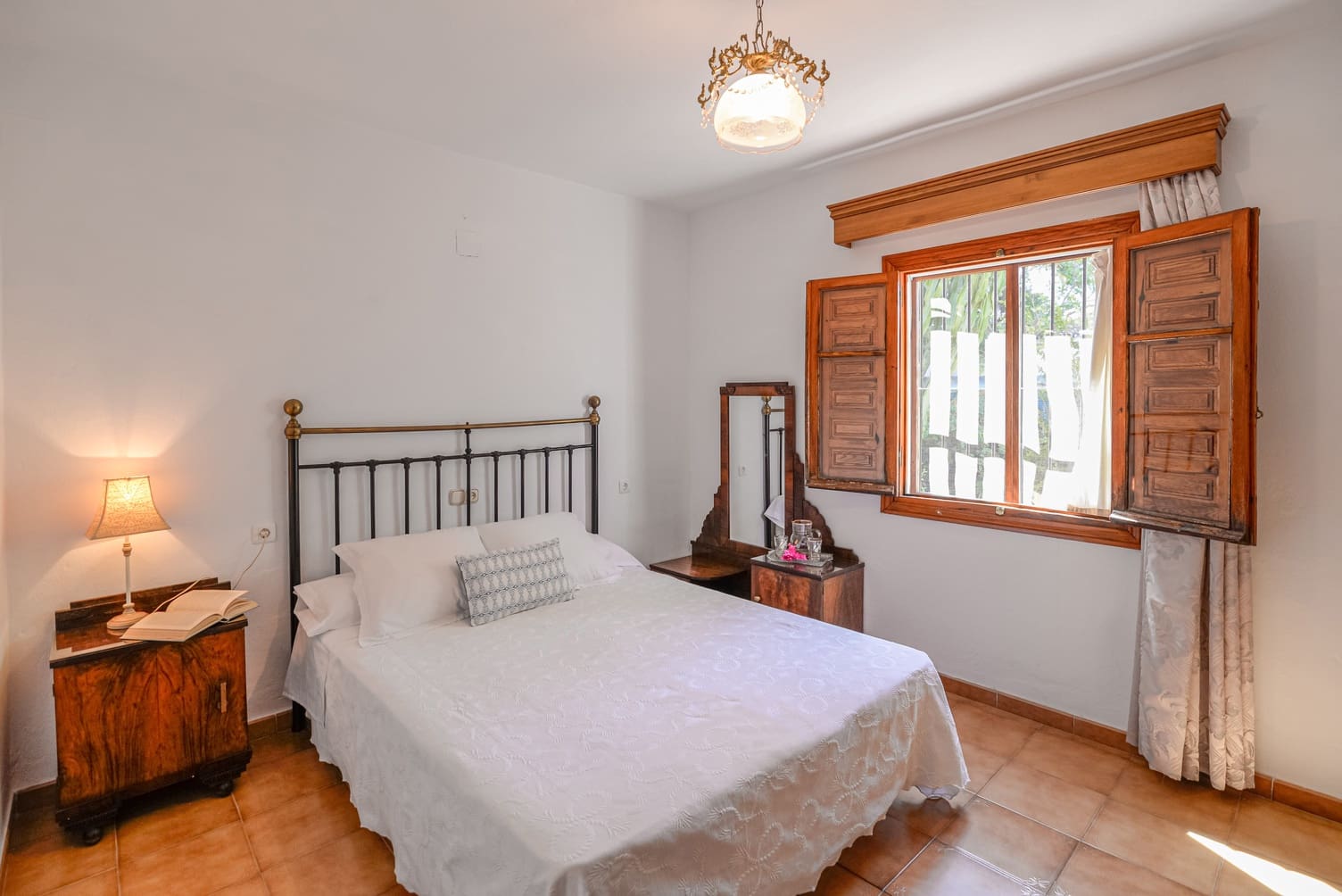 4 bedroom Finca/Country House for rent in Alhaurin de la Torre with pool garage - € 2,500 (Ref: 8155598)