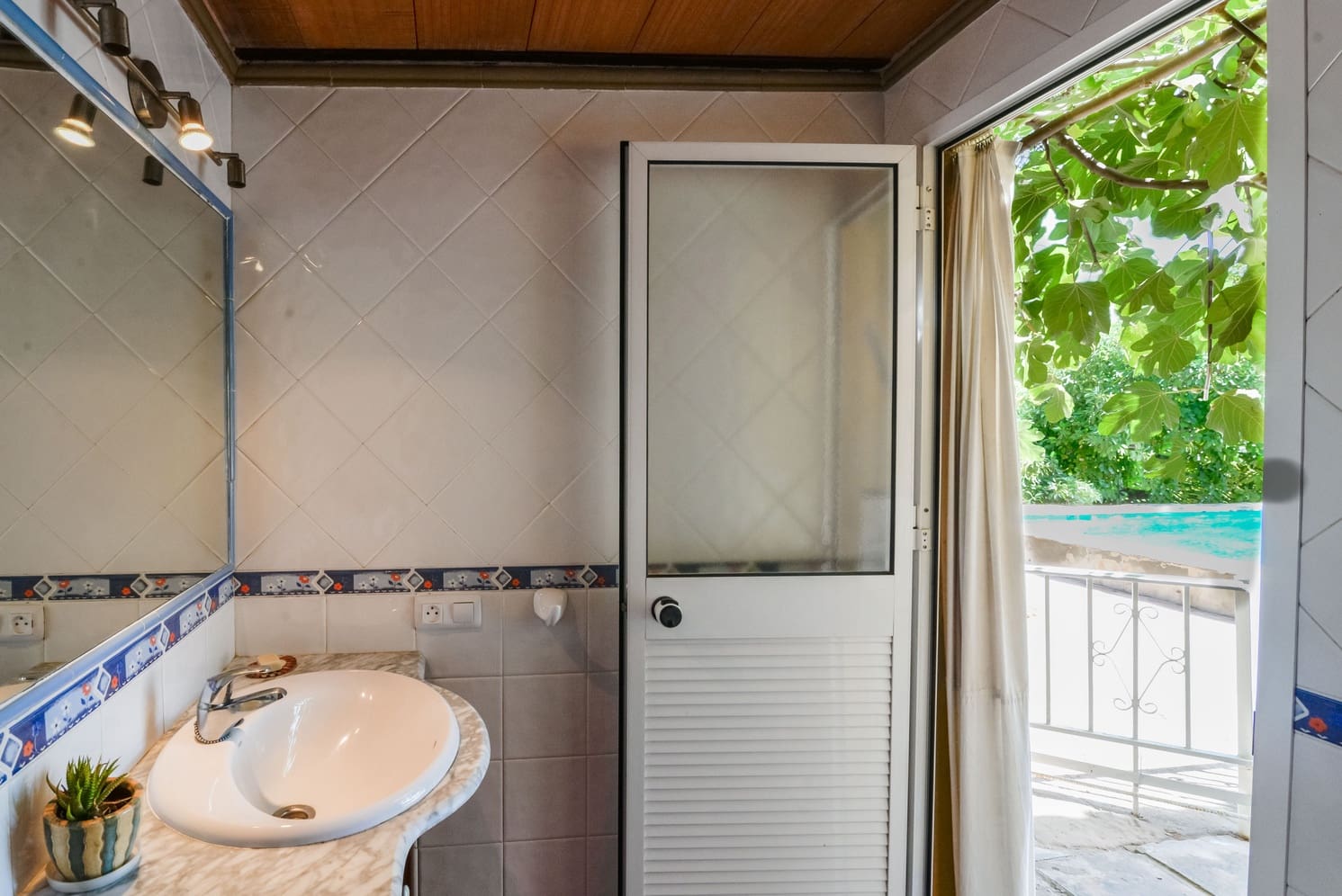 4 bedroom Finca/Country House for rent in Alhaurin de la Torre with pool garage - € 2,500 (Ref: 8155598)