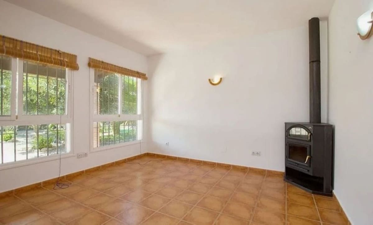 6 soveværelse Finca/Landehus til salg i Coin med swimmingpool garage - € 749.000 (Ref: 8423783)