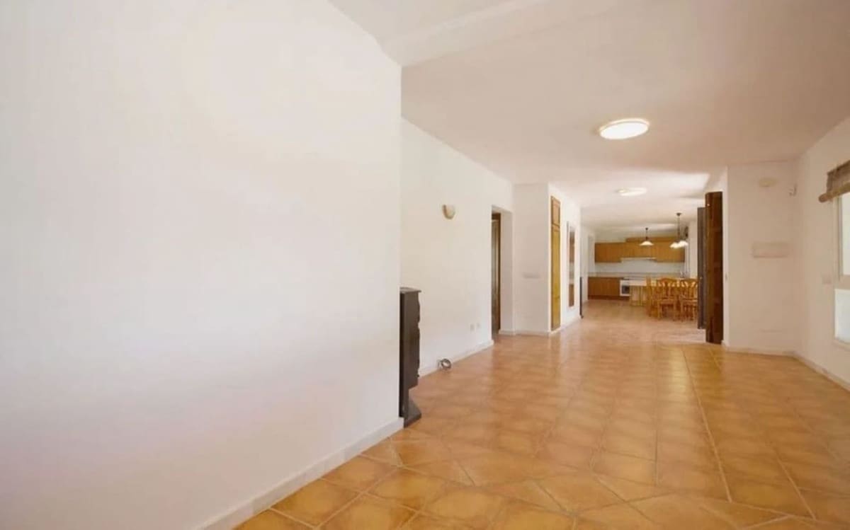 6 soveværelse Finca/Landehus til salg i Coin med swimmingpool garage - € 749.000 (Ref: 8423783)