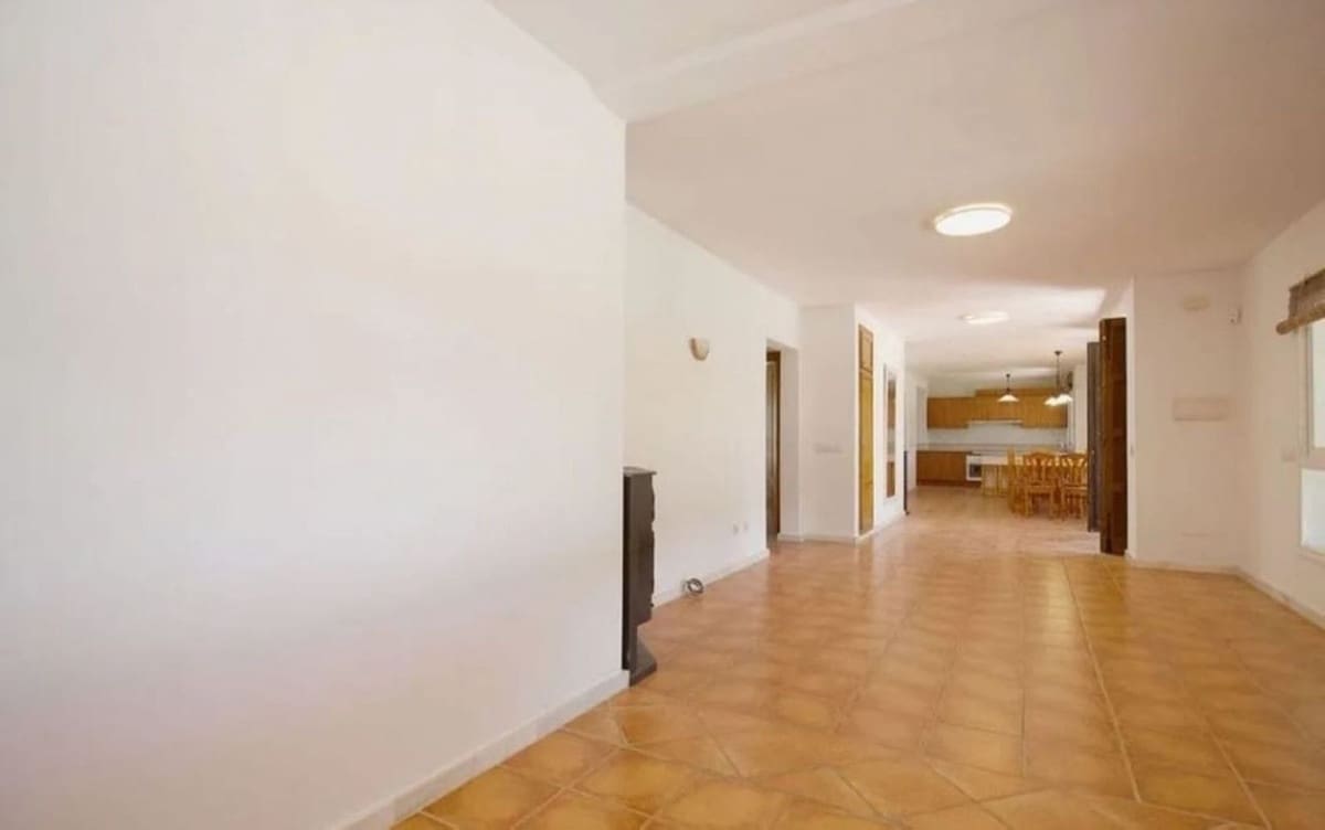 6 soveværelse Finca/Landehus til salg i Coin med swimmingpool garage - € 749.000 (Ref: 8423783)