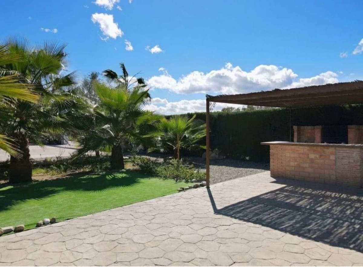 6 soveværelse Finca/Landehus til salg i Coin med swimmingpool garage - € 749.000 (Ref: 8423783)