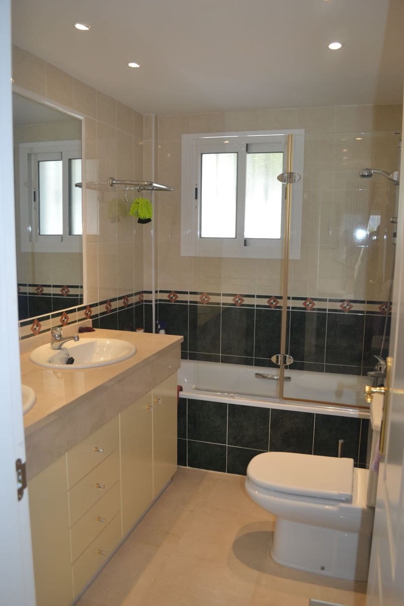 3 sypialnia Dom blizniak na sprzedaż w Alhaurin Golf - 455 000 € (Ref: 8461080)