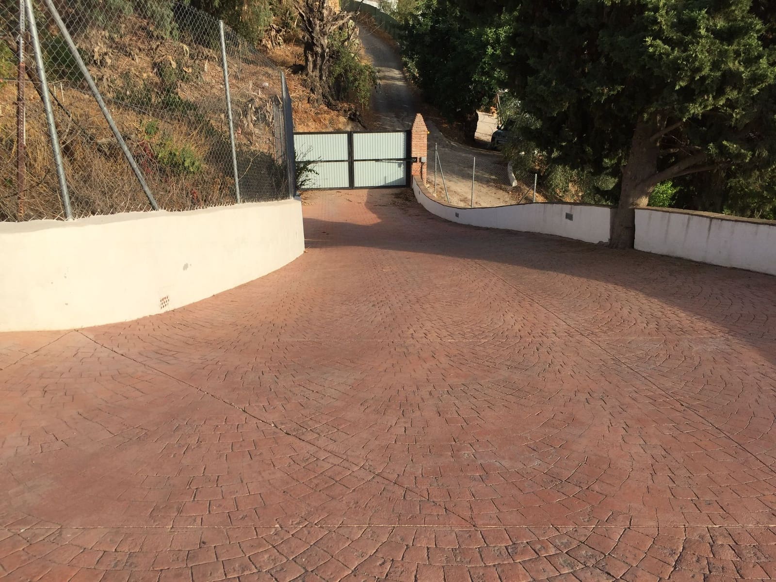 5 soveværelse Finca/Landehus til salg i Comares med swimmingpool garage - € 393.000 (Ref: 8532333)