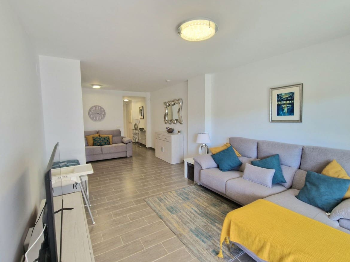 2 Zimmer Apartment zu verkaufen in Mijas mit Pool - 325.000 € (Ref: 8581167)