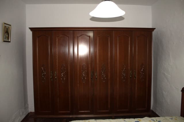 15 soveværelse Byhus til salg i Colmenar - € 181.000 (Ref: 8988854)