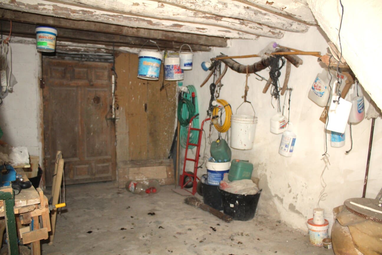 15 soveværelse Byhus til salg i Colmenar - € 181.000 (Ref: 8988854)