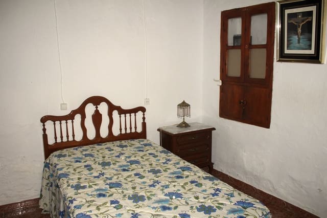 15 soveværelse Byhus til salg i Colmenar - € 181.000 (Ref: 8988854)