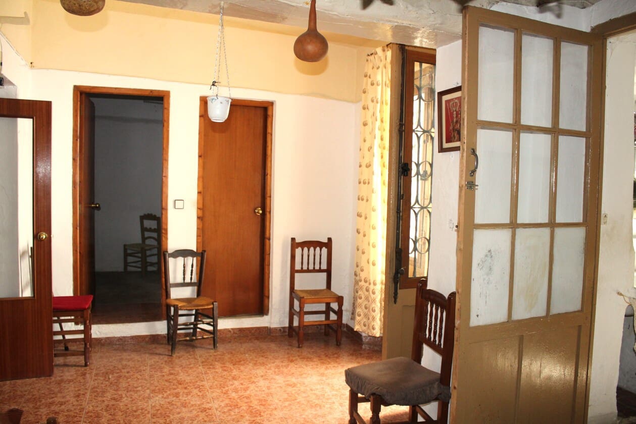 15 soveværelse Byhus til salg i Colmenar - € 181.000 (Ref: 8988854)