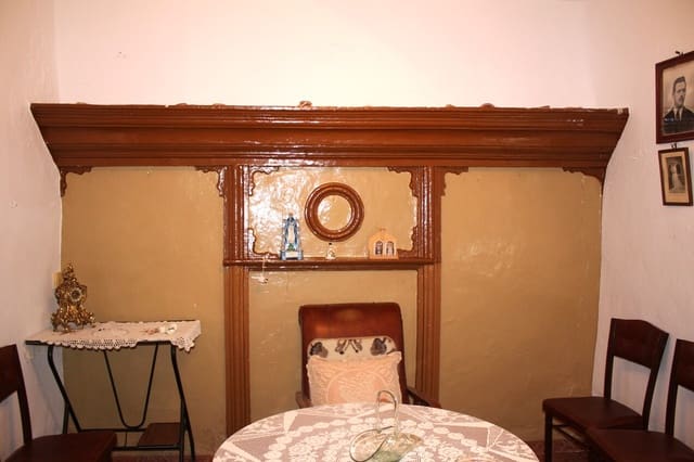 15 soveværelse Byhus til salg i Colmenar - € 181.000 (Ref: 8988854)