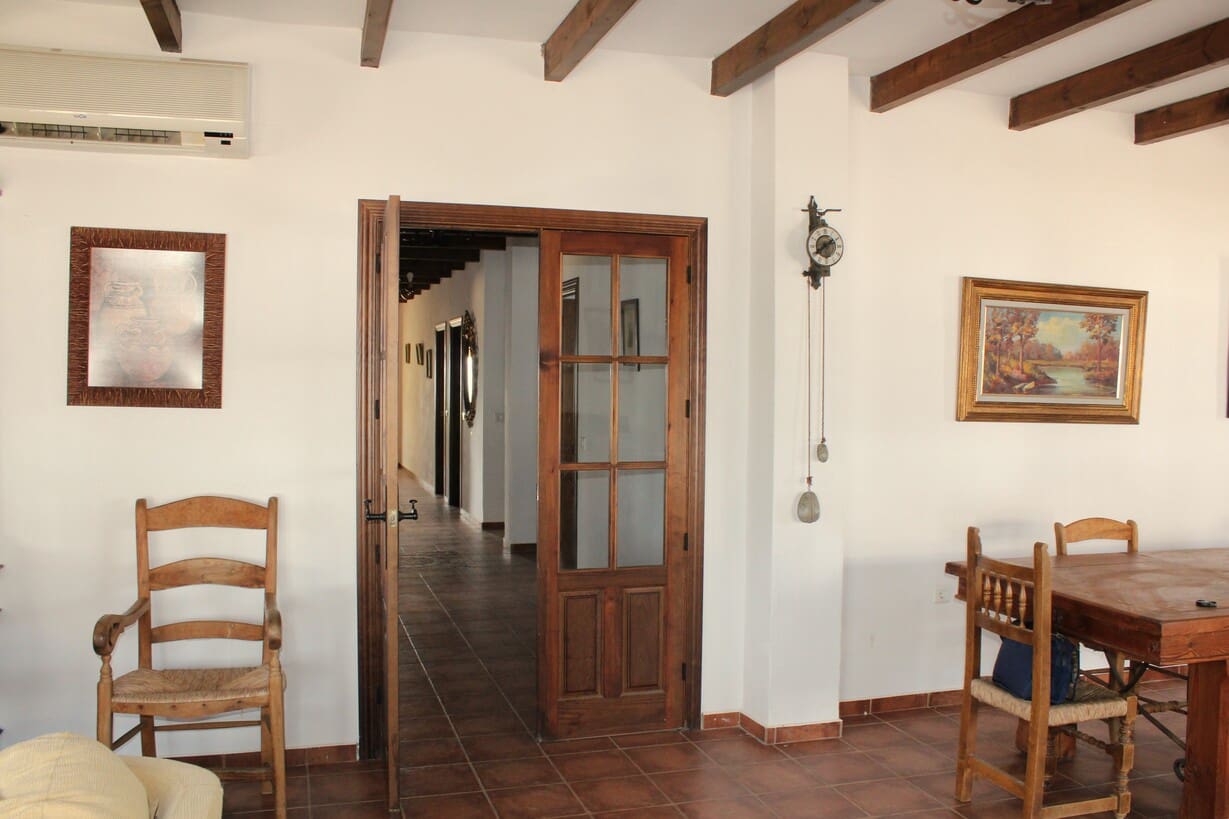 10 soverom Finca/Herregård til salgs i Colmenar med garasje - € 850 000 (Ref: 9314240)