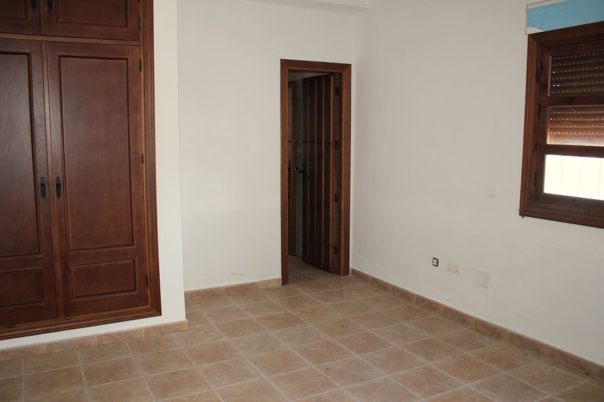 10 soverom Finca/Herregård til salgs i Colmenar med garasje - € 850 000 (Ref: 9314240)