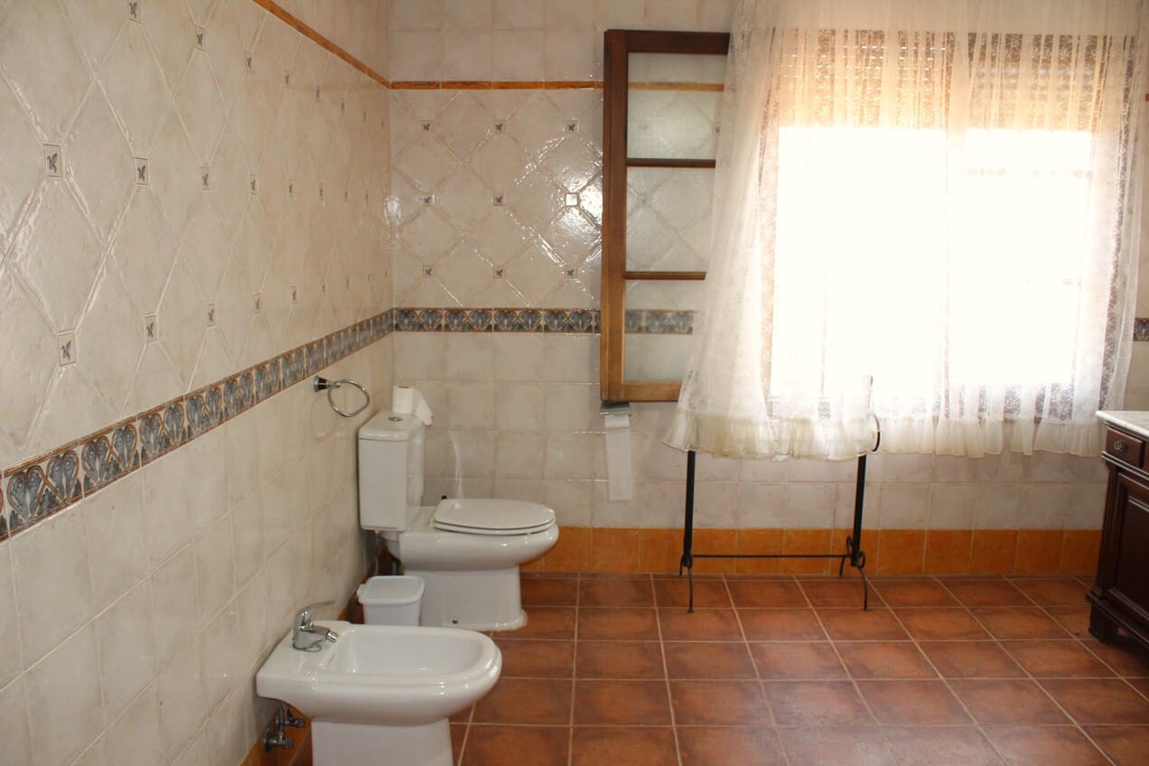 10 soverom Finca/Herregård til salgs i Colmenar med garasje - € 850 000 (Ref: 9314240)