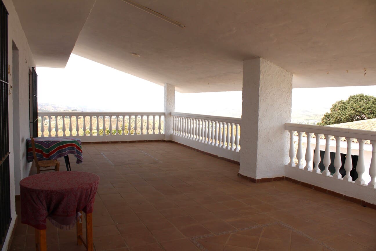 10 soverom Finca/Herregård til salgs i Colmenar med garasje - € 850 000 (Ref: 9314240)