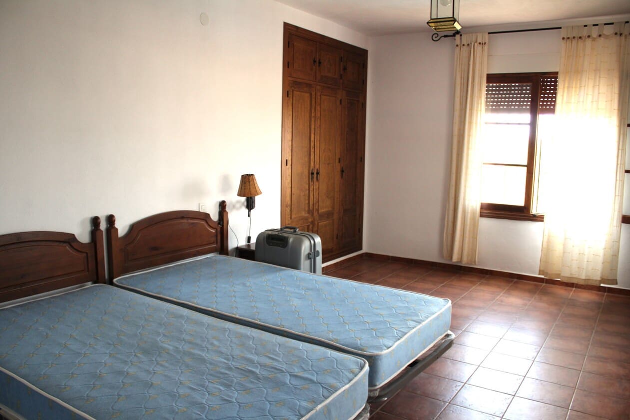 10 soverom Finca/Herregård til salgs i Colmenar med garasje - € 850 000 (Ref: 9314240)