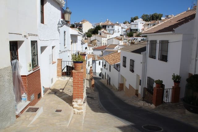 2 makuuhuone Omakotitalo myytävänä paikassa Colmenar - 80 000 € (Ref: 9314241)