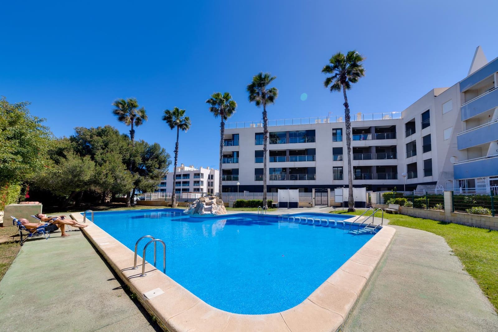 2 sovrum Lägenhet till salu i La Mata med pool - 172 900 € (Ref: 9246083)