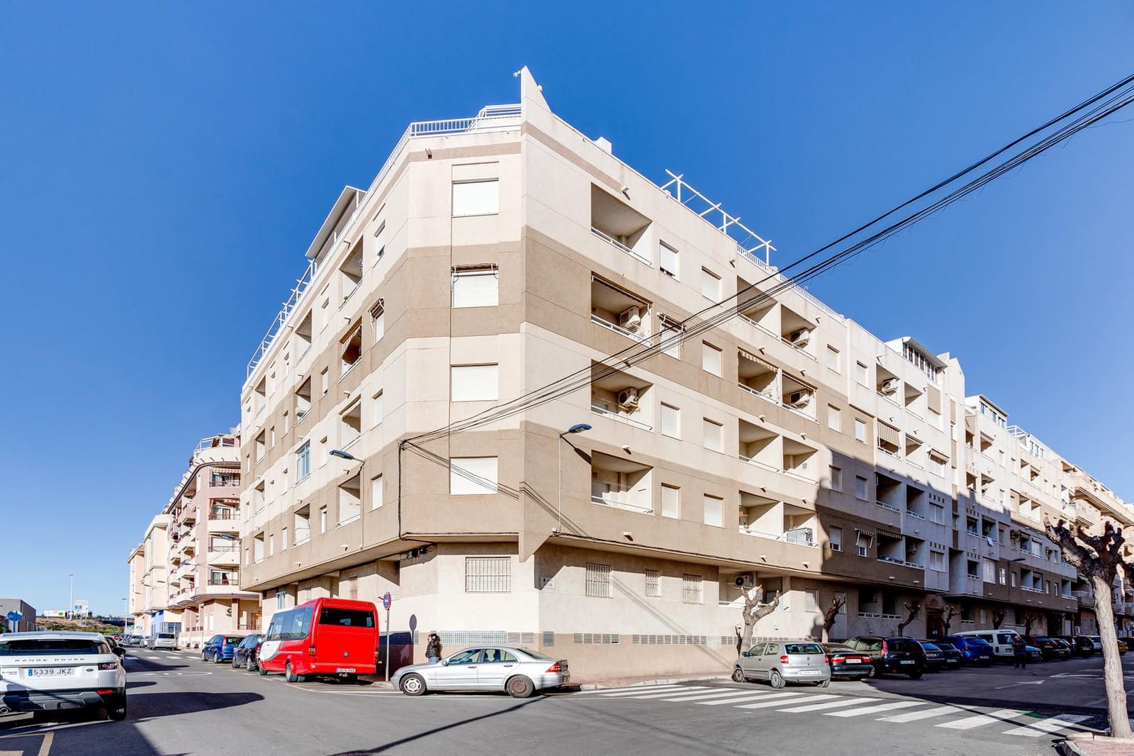 2 sypialnia Apartament na sprzedaż w Torrevieja z basenem garażem - 139 900 € (Ref: 9246098)