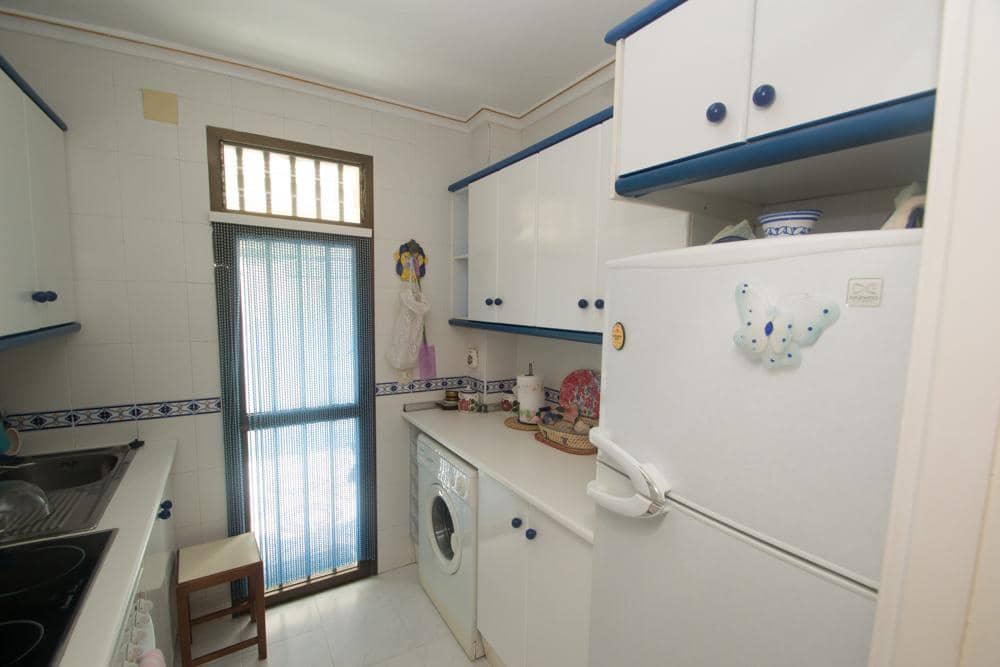2 soverom Leilighet til salgs i Torrevieja - € 132 950 (Ref: 9246106)