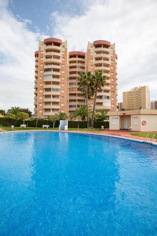 2 bedroom Apartment for sale in Dehesa de Campoamor with pool garage - € 275,000 (Ref: 9256372)
