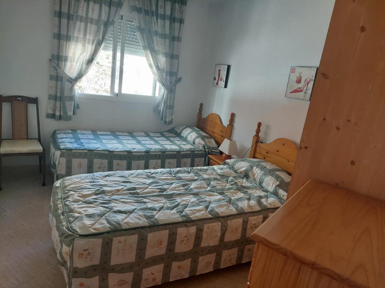 Apartamento de 2 habitaciones en Torrevieja en venta con piscina garaje - 155.000 € (Ref: 9256373)