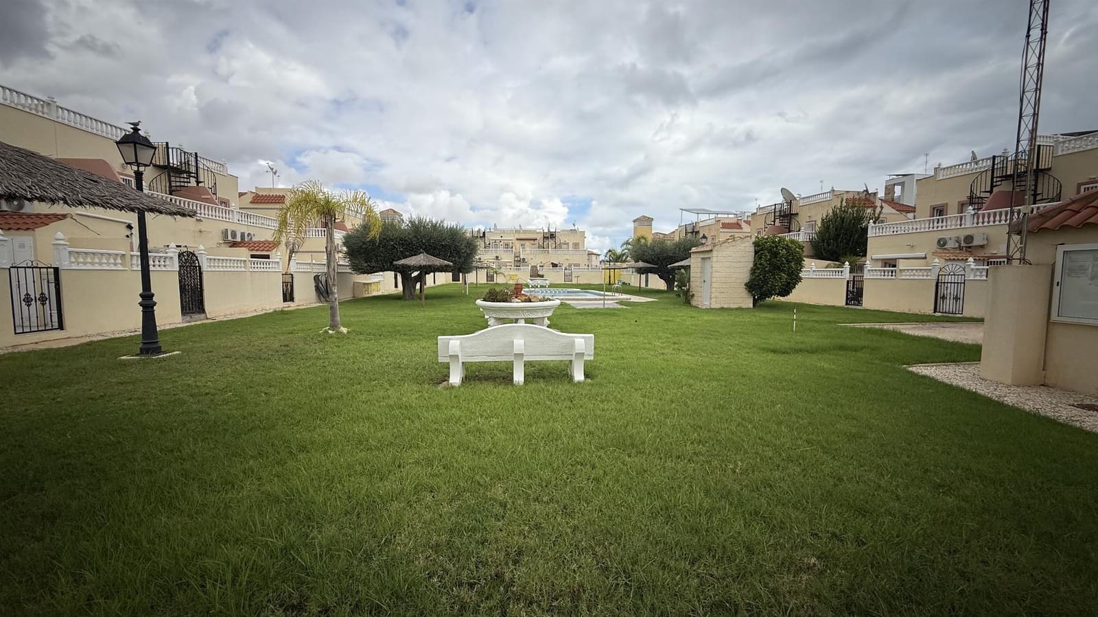 2 sovrum Lägenhet till salu i La Zenia med pool garage - 189 000 € (Ref: 9275210)