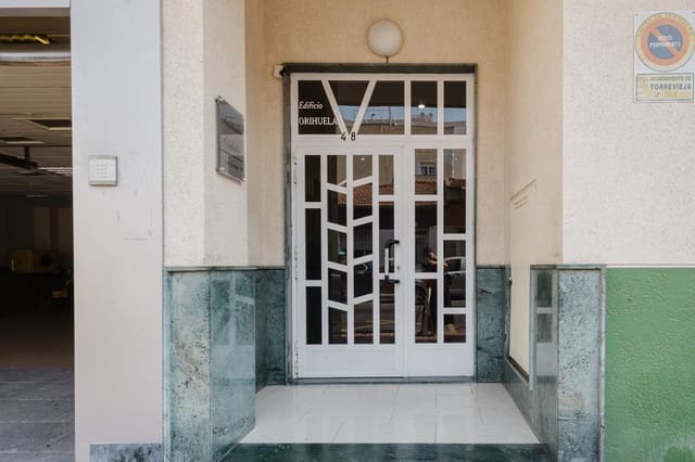 2 sypialnia Apartament na sprzedaż w Puerto Deportivo, Torrevieja - 136 500 € (Ref: 9296408)