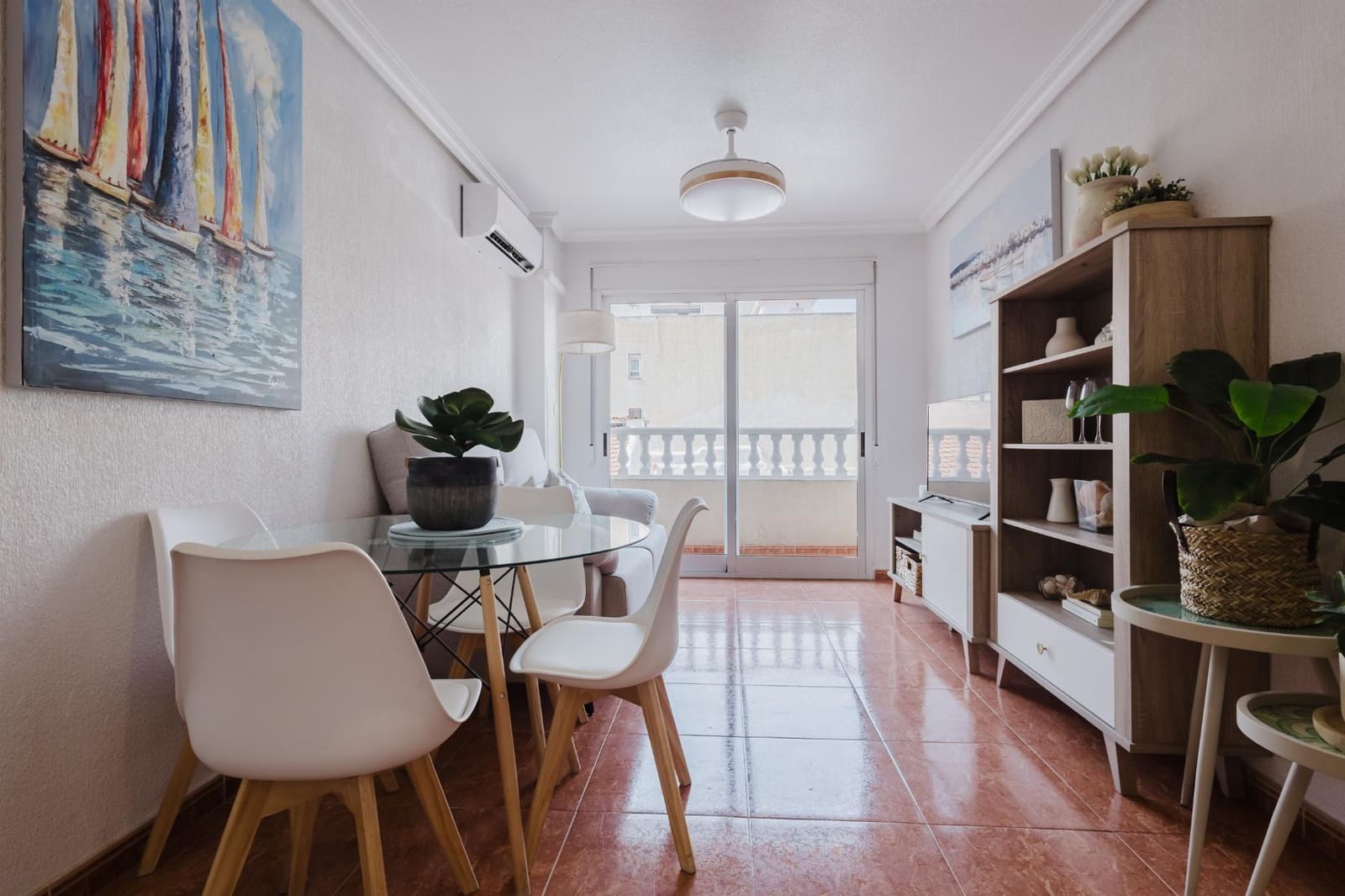 2 sypialnia Apartament na sprzedaż w Torrevieja - 136 500 € (Ref: 9296408)