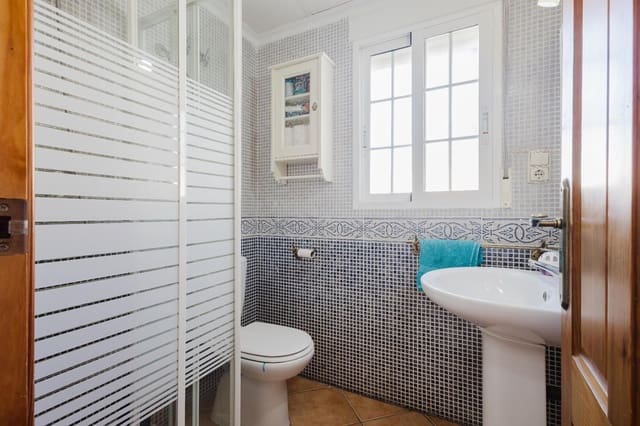 Chalet de 3 habitaciones en Algorfa en venta con piscina garaje - 244.900 € (Ref: 9340320)