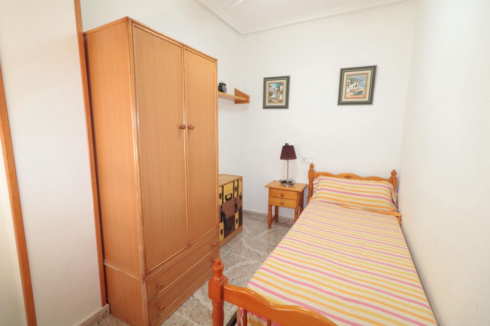 Apartamento de 2 habitaciones en Torrevieja en venta - 129.900 € (Ref: 9340322)