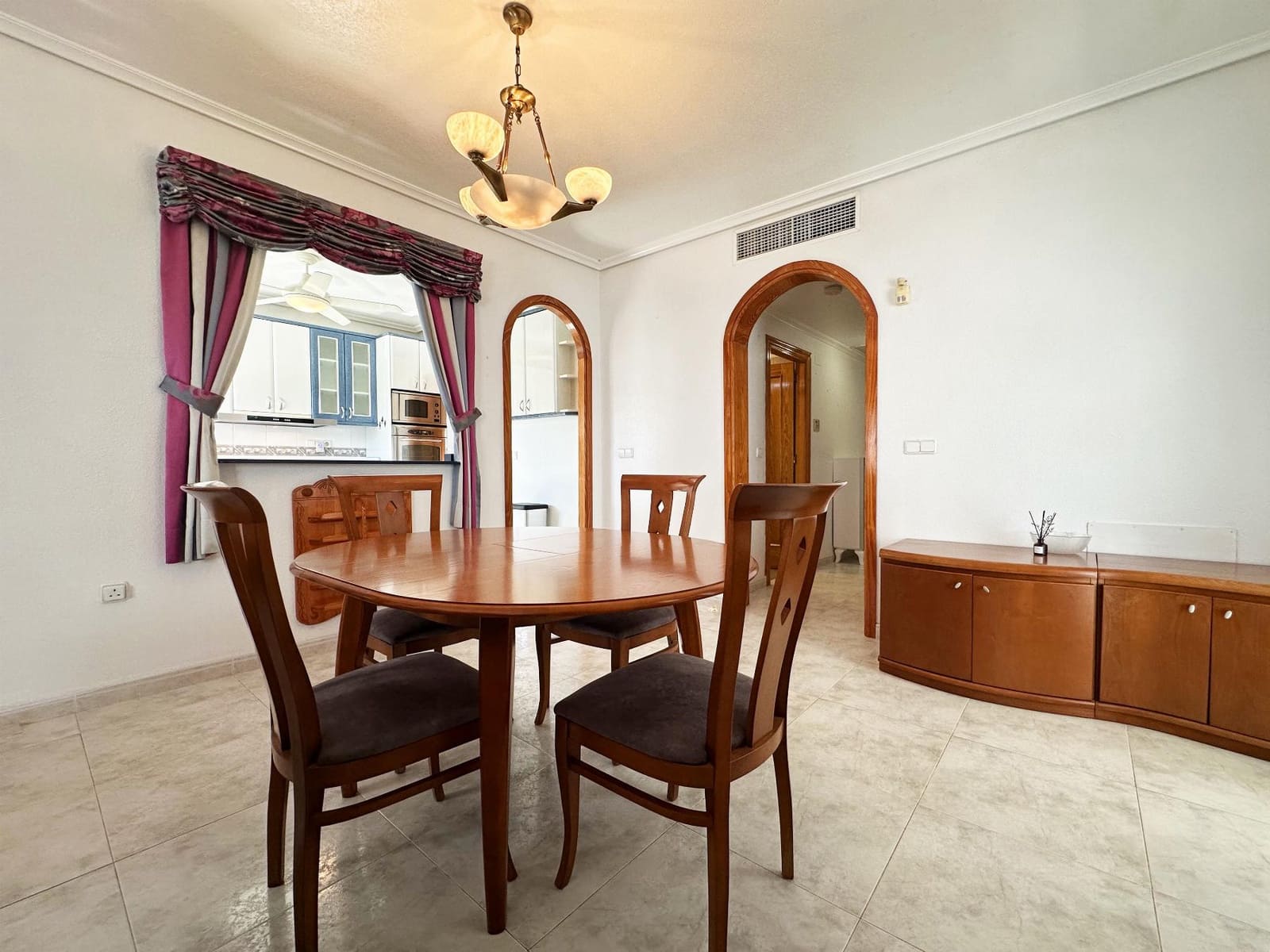 3 quarto Moradia para venda em Playa Flamenca com piscina - 420 000 € (Ref: 9357877)