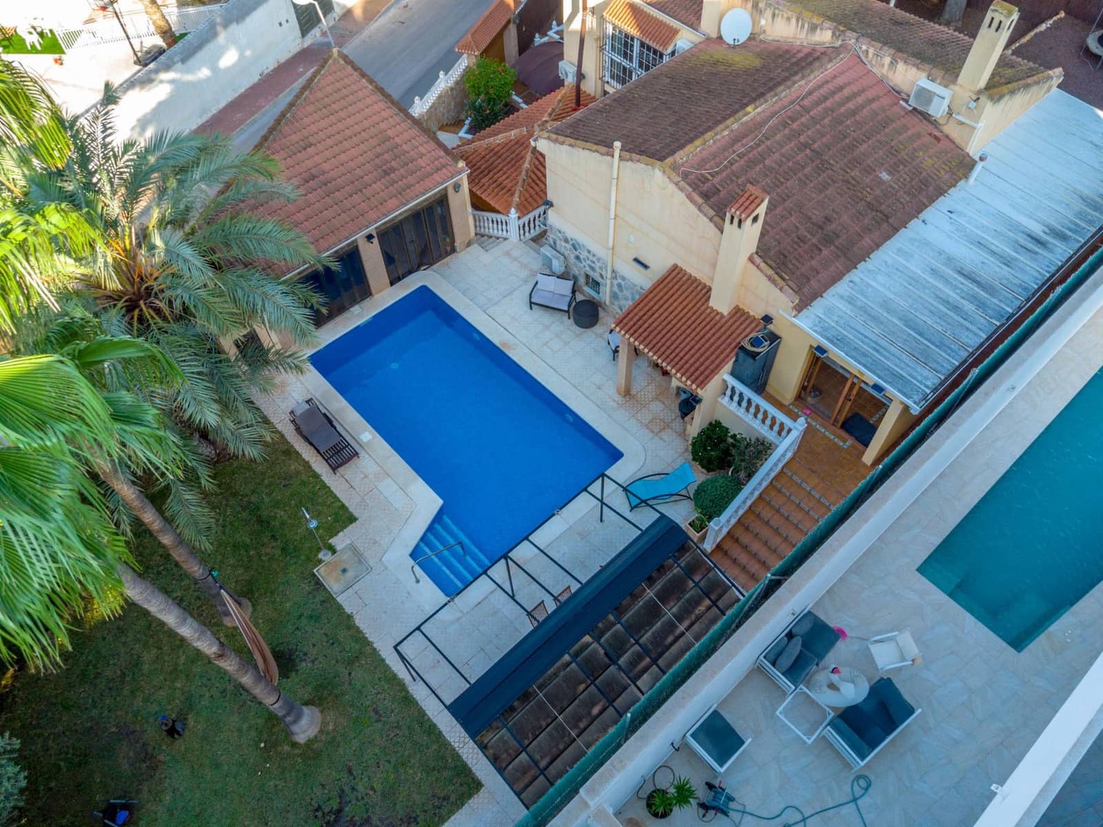 3 bedroom Villa for sale in Los Balcones with pool garage - € 490,000 (Ref: 9360907)
