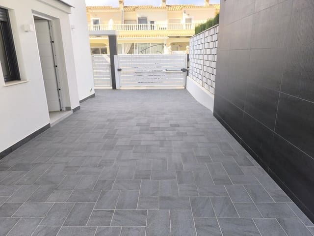 2 camera da letto Villa in vendita in Lomas de Cabo Roig - Los Dolses, Orihuela con piscina garage - 570.000 € (Rif: 9363441)