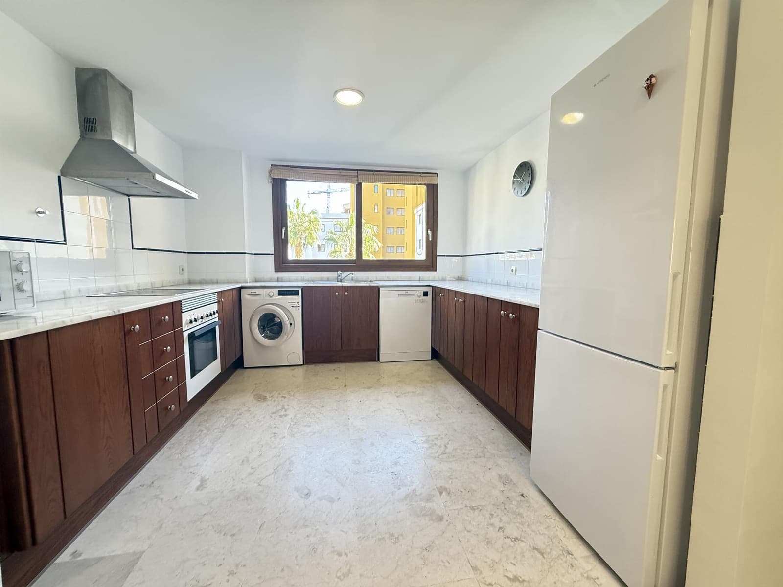 2 bedroom Apartment for sale in Punta Prima with pool garage - € 260,000 (Ref: 9397884)