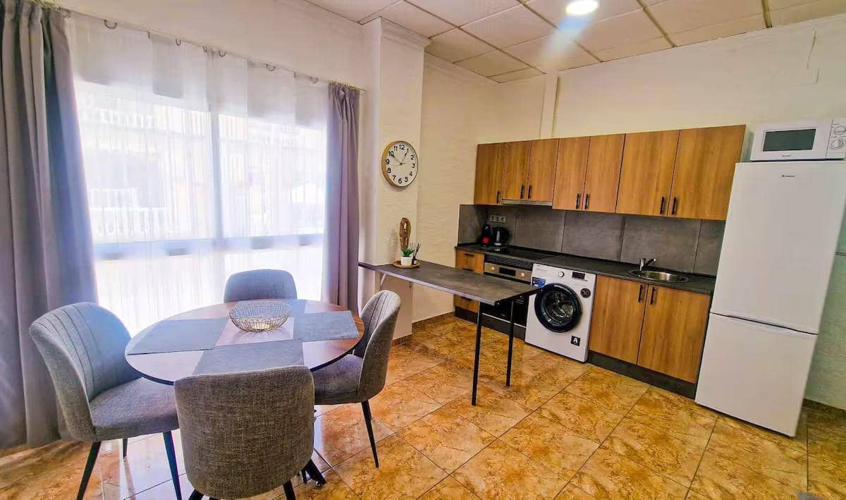 1 makuuhuone Huoneisto myytävänä paikassa Torrevieja - 99 900 € (Ref: 9428958)