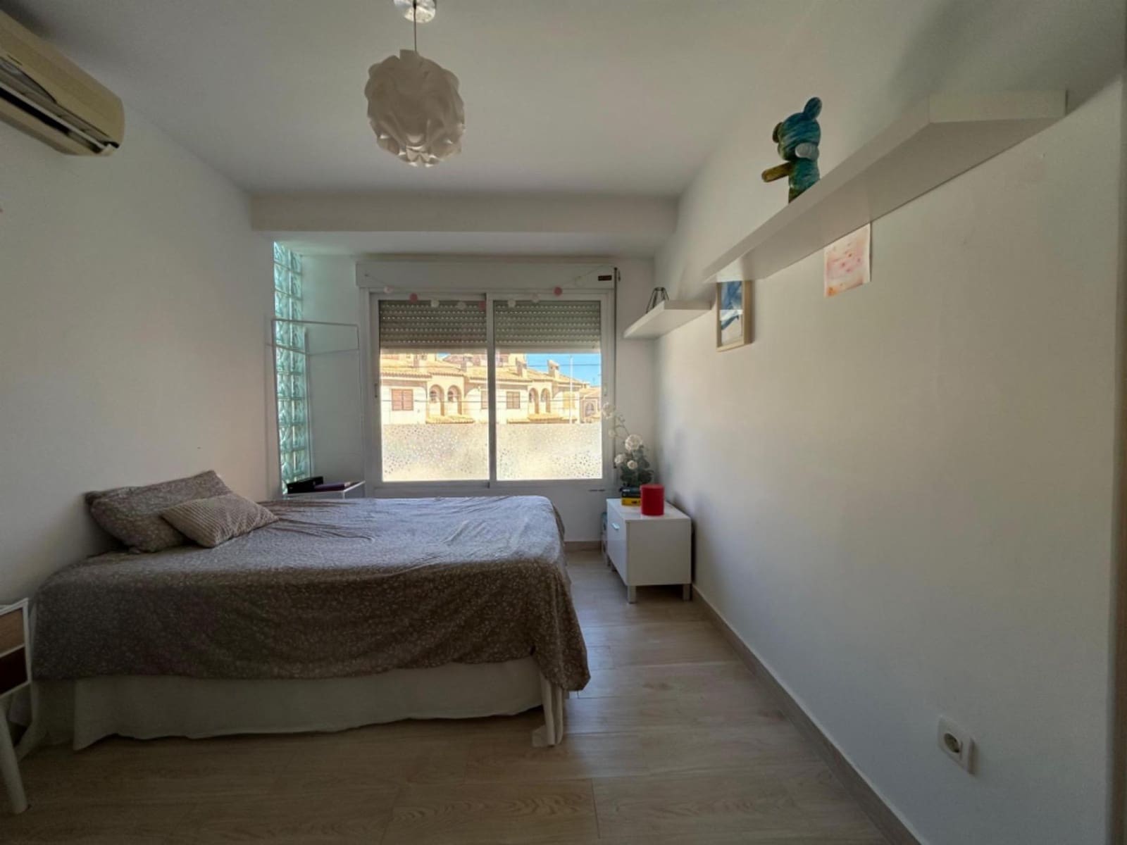 5 soveværelse Villa til salg i Torrevieja - € 304.900 (Ref: 9428959)