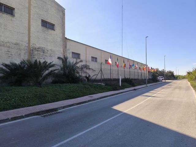 2 bedroom Commercial for sale in La Marquesa, Rojales - € 1,500,000 (Ref: 9428961)