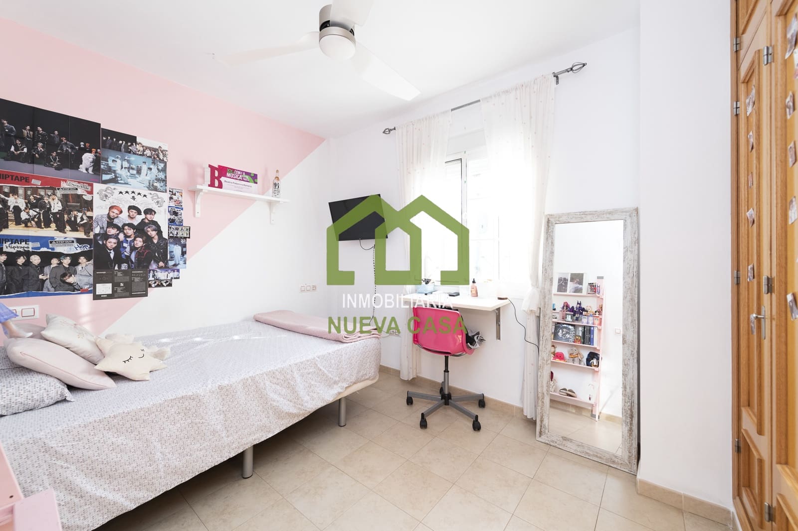 6 makuuhuone Huvila myytävänä paikassa Alhaurin de la Torre mukana uima-altaan 
autotalli - 630 000 € (Ref: 9558835)