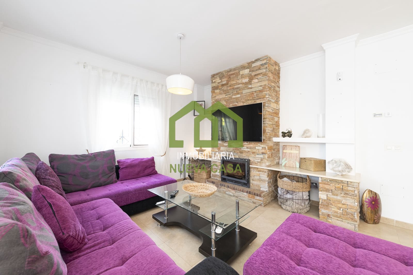 6 makuuhuone Huvila myytävänä paikassa Alhaurin de la Torre mukana uima-altaan 
autotalli - 630 000 € (Ref: 9558835)