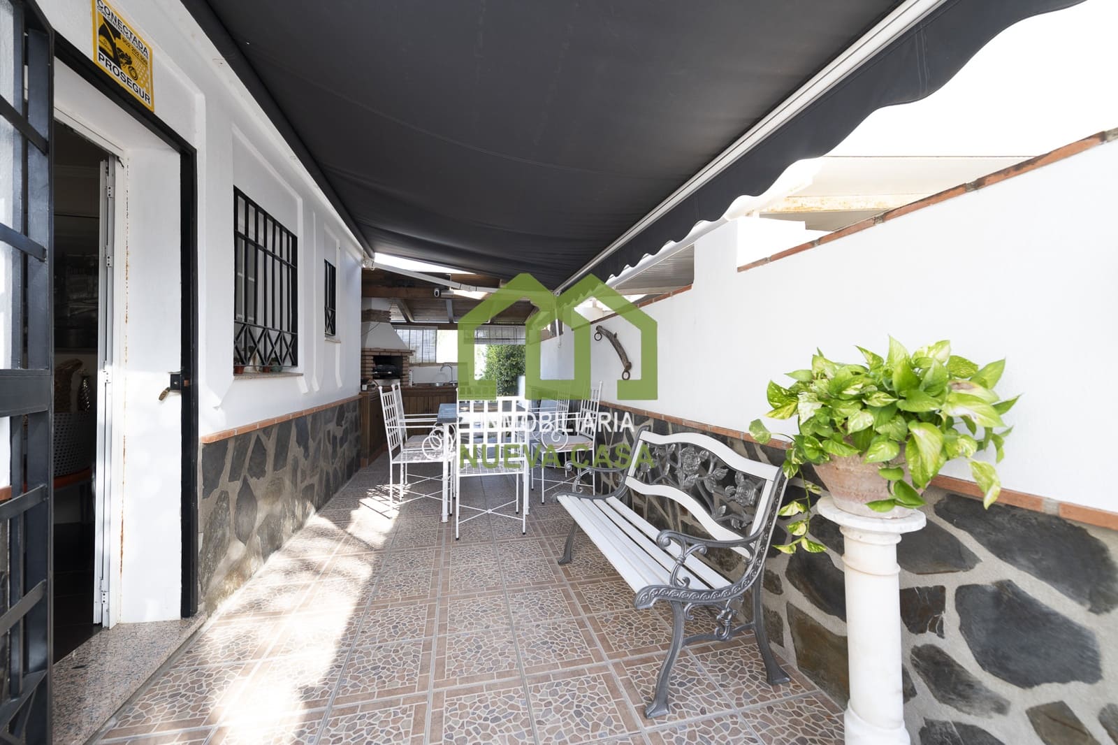 6 makuuhuone Huvila myytävänä paikassa Alhaurin de la Torre mukana uima-altaan 
autotalli - 630 000 € (Ref: 9558835)