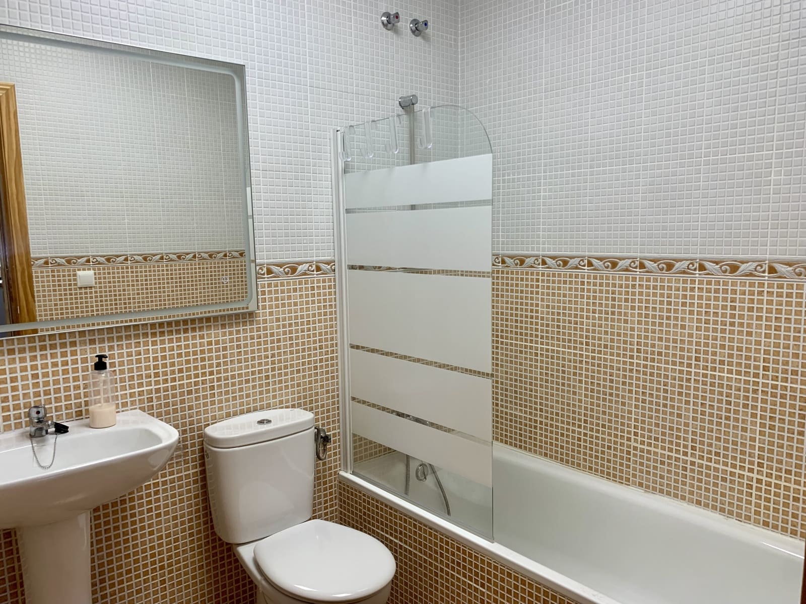 2 soveværelse Penthouse til leje i Puente de Don Manuel med garage - € 830 (Ref: 9558836)