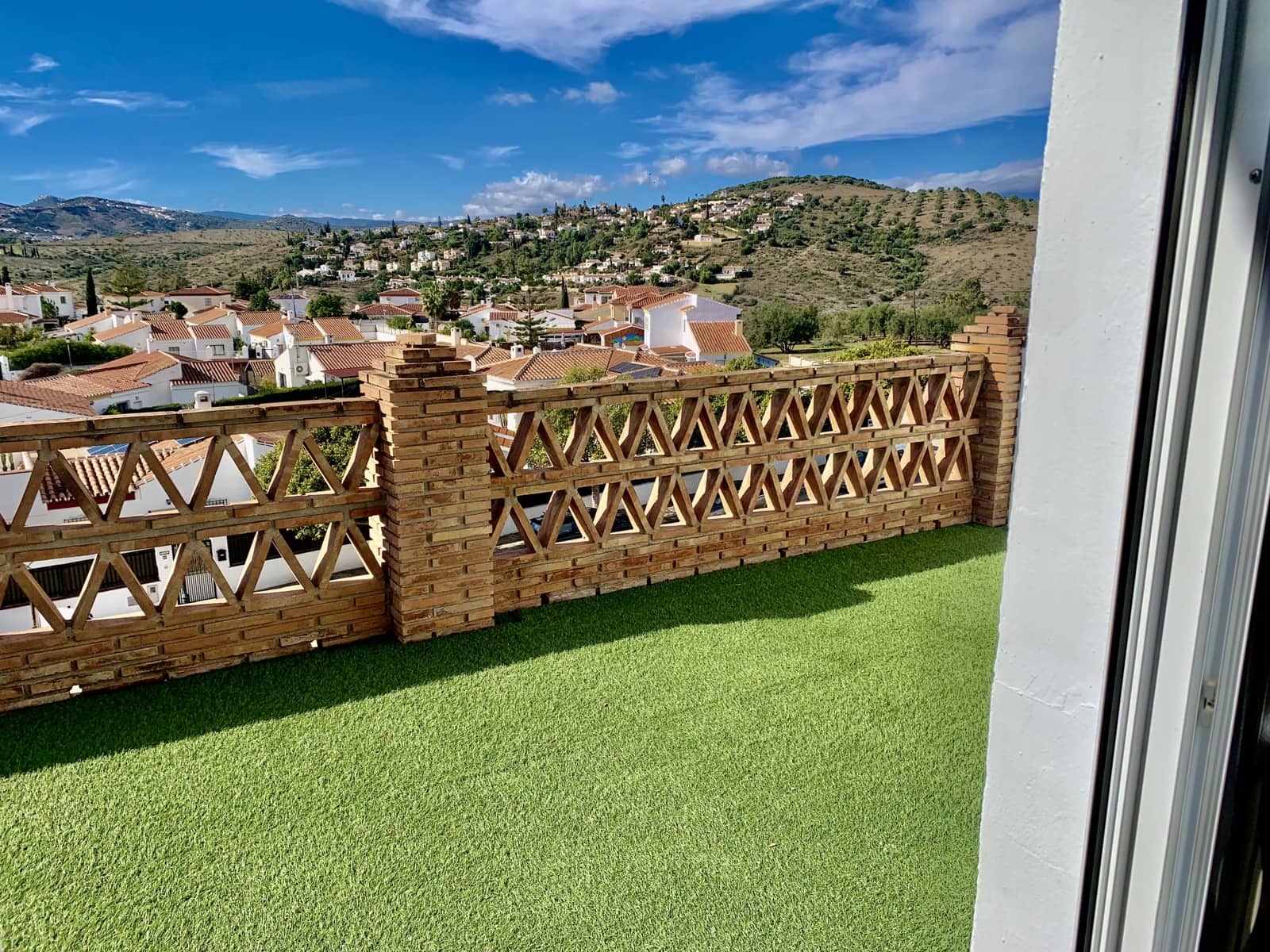 2 soveværelse Penthouse til leje i Puente de Don Manuel med garage - € 830 (Ref: 9558836)