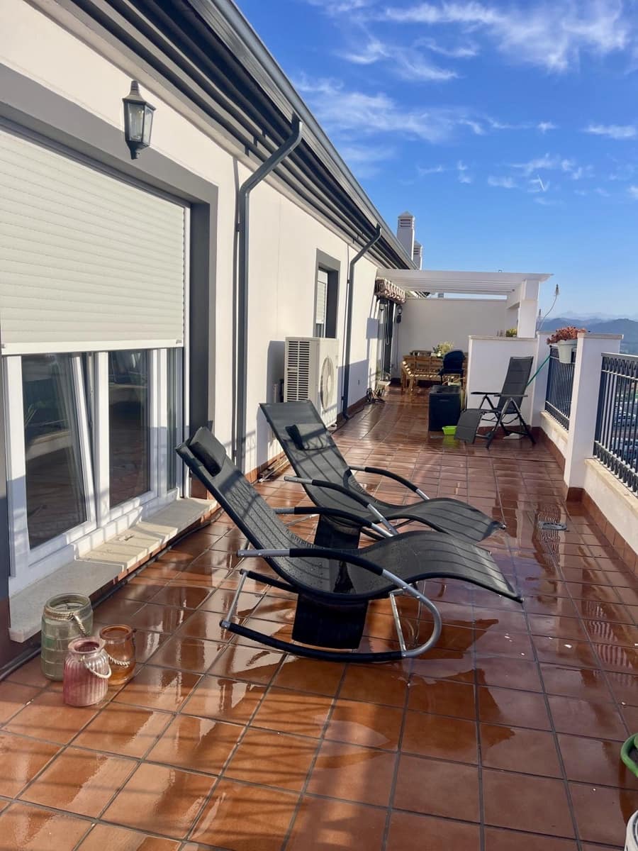 2 Zimmer Penthouse zu verkaufen in Cartama mit Garage - 324.000 € (Ref: 9558837)