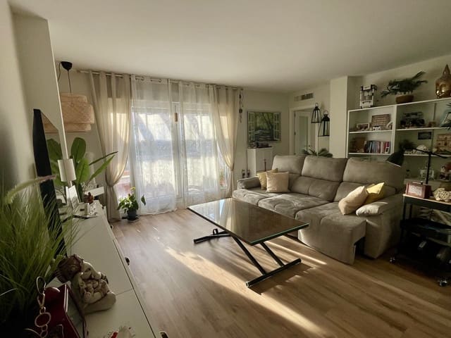 2 makuuhuone Kattohuoneisto myytävänä paikassa Cártama mukana 
autotalli - 324 000 € (Ref: 9558837)