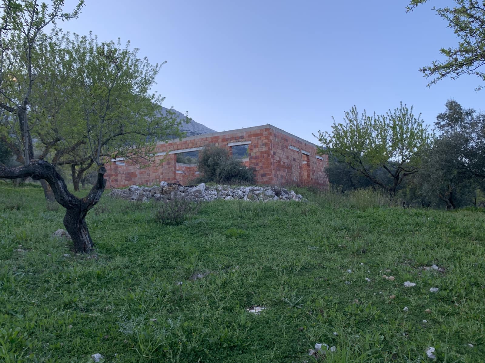 1 bedroom Finca/Country House for sale in Alfarnatejo with garage - € 92,900 (Ref: 9558838)