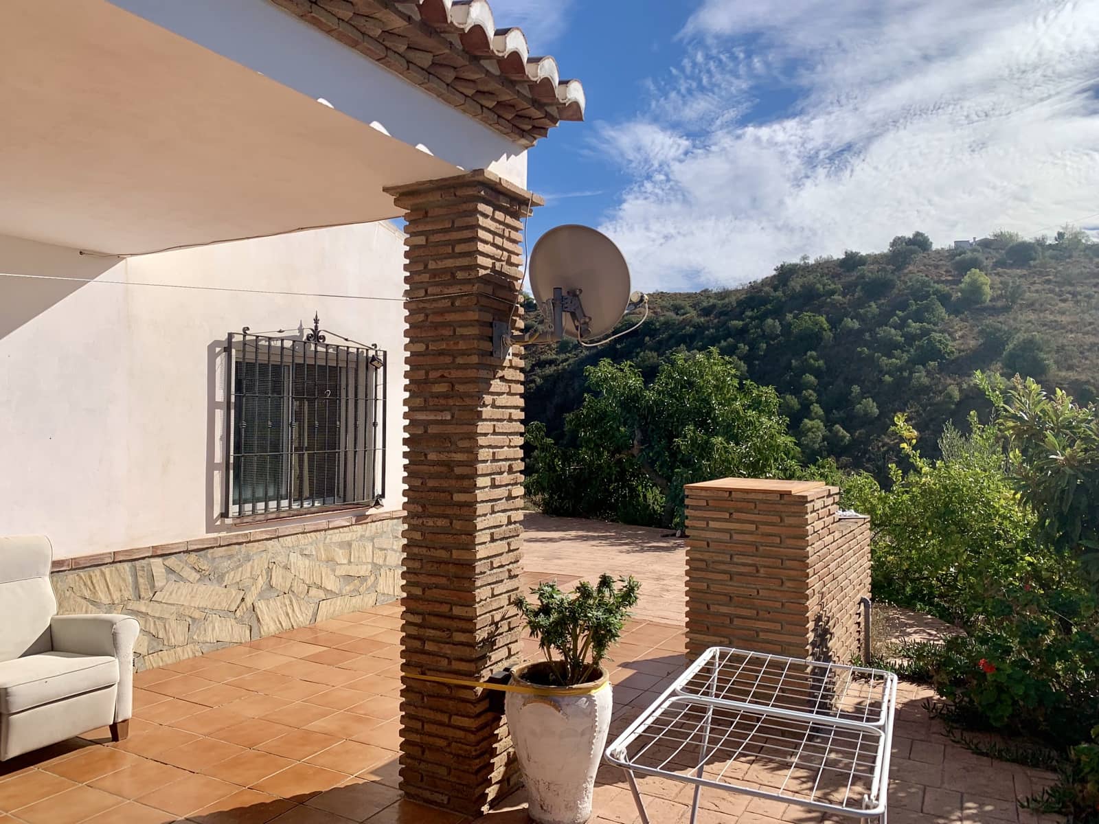 4 soveværelse Villa til salg i Canillas de Aceituno med garage - € 270.000 (Ref: 9558840)